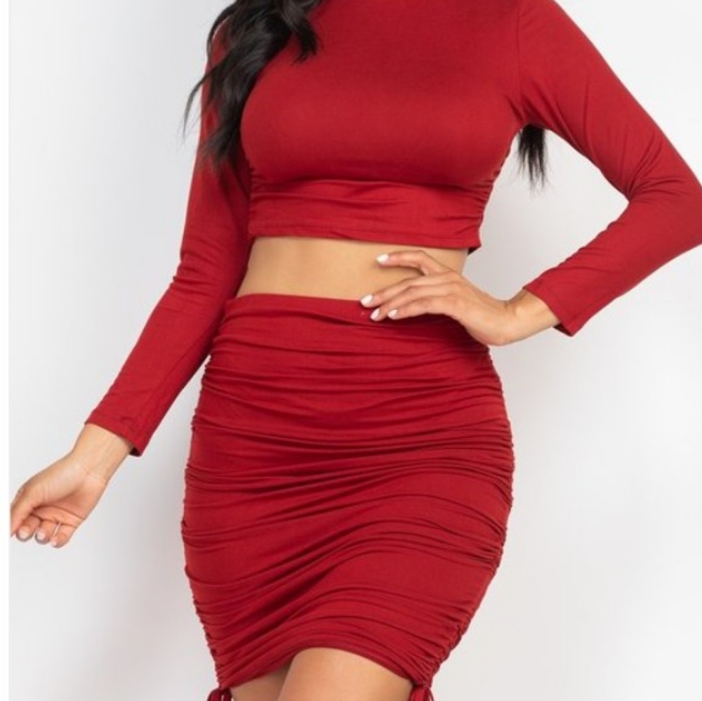 CROP TOP AND DRAW STRING SKIRT SET